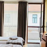 Hotel Orion 3*