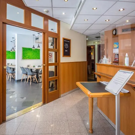 Hotell Orion Varkert 3*