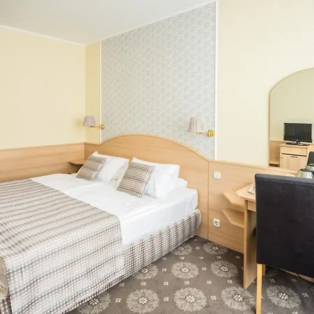 Orion Varkert Otel 3*