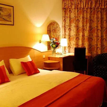Orion Varkert Otel 3*
