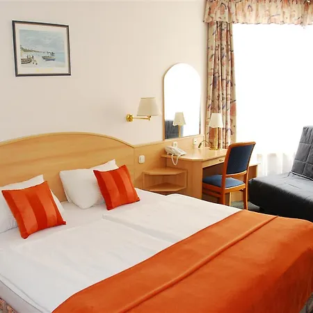 Otel Orion Varkert 3*