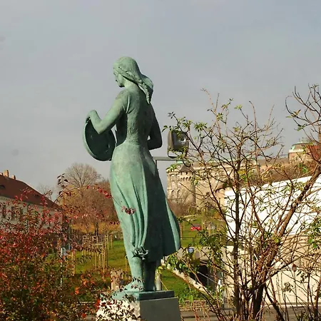 Orion Varkert Otel Budapeşte